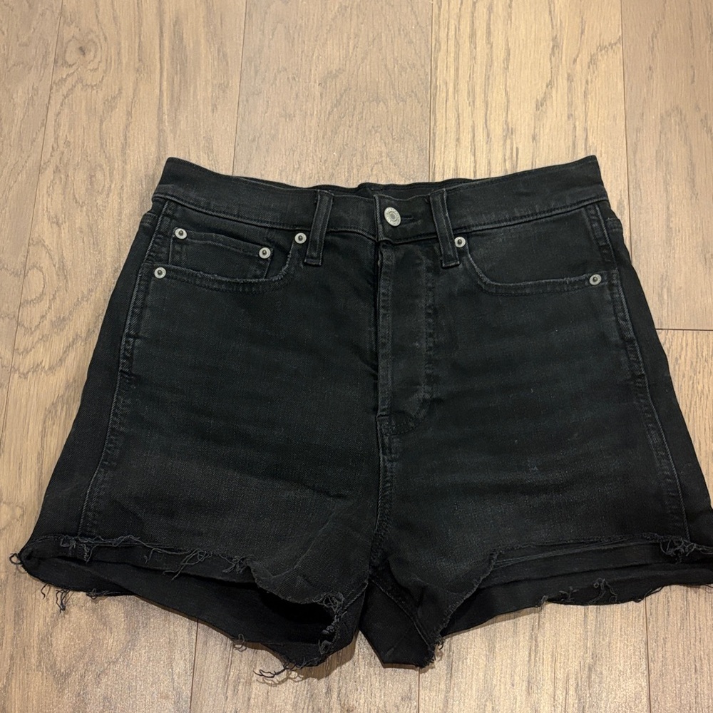 GAP Black High-Rise Raw Hem Denim Shorts